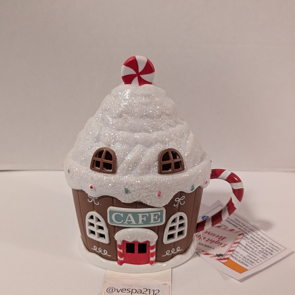 Target Bullseye Playground Christmas Village 3pc Cafe Toy Diner Gingerbread - Picture 9 of 13